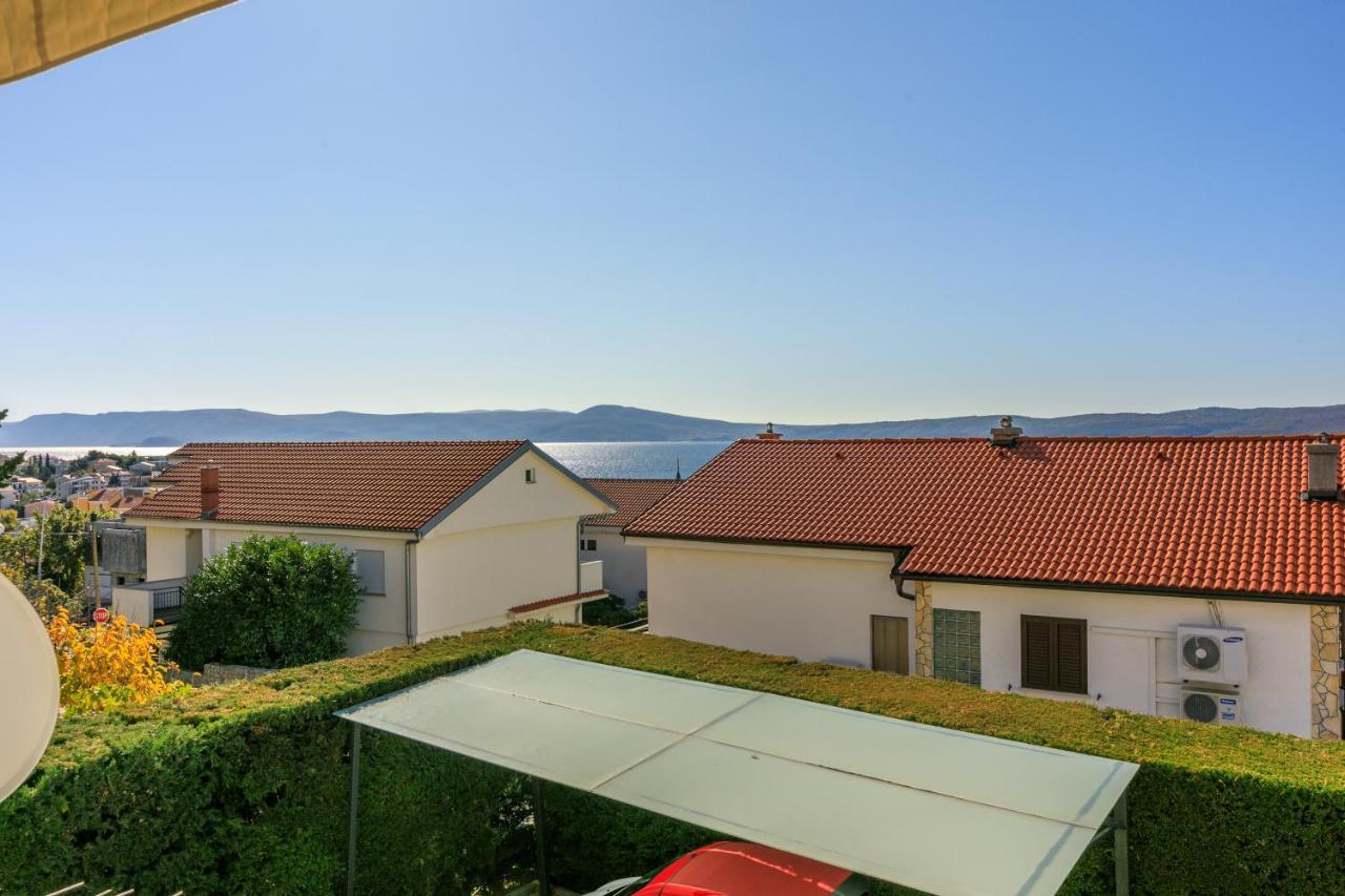 Apartament Eni *